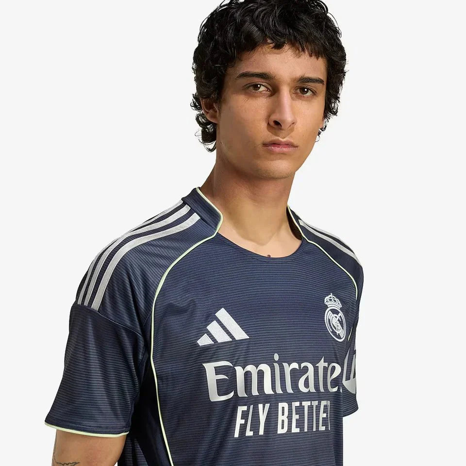 Camisa Real Madrid Away 2025/26 Preta