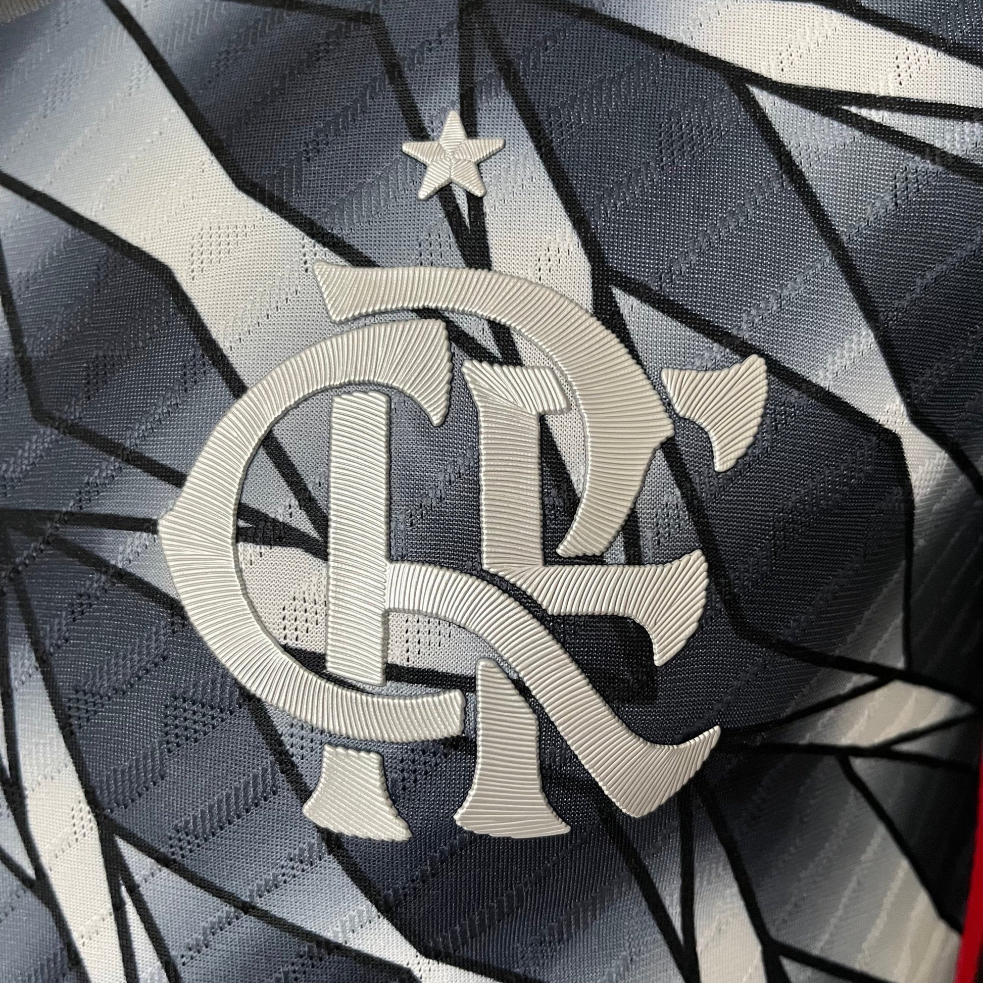 {{ product_title }} – Camisa de Futebol Oficial